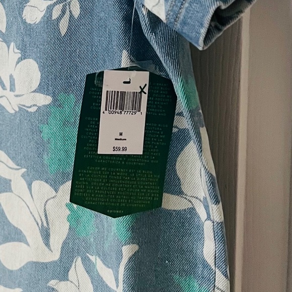 Make Me an Offer!NWT Collector's Disney Tiana Men's Floral Button up Dress Shirt - Picture 7 of 9